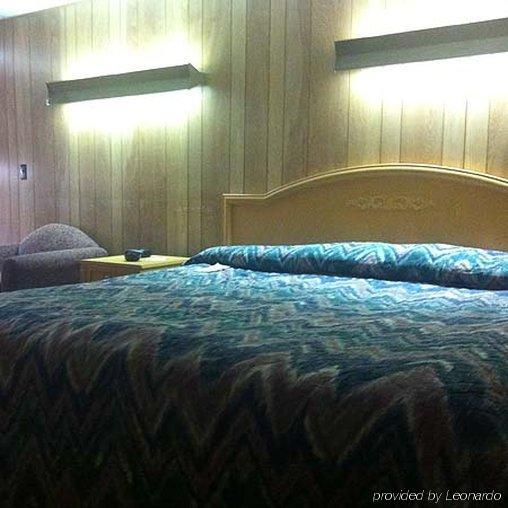 Knights Inn Winner Экстерьер фото